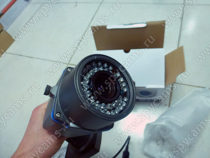 Максимум качества с оптимальным набором функций - видеокамера «KDM-6215G»